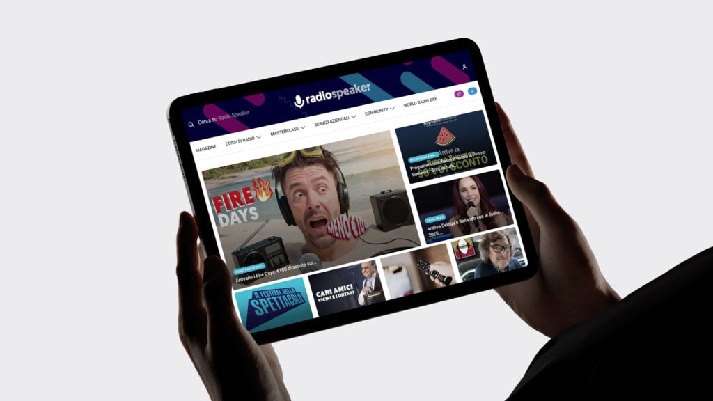 radiospeaker tablet mockup